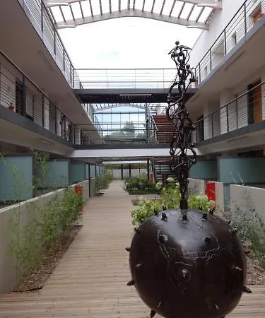 Les Jardins D'athena Hotel 5*